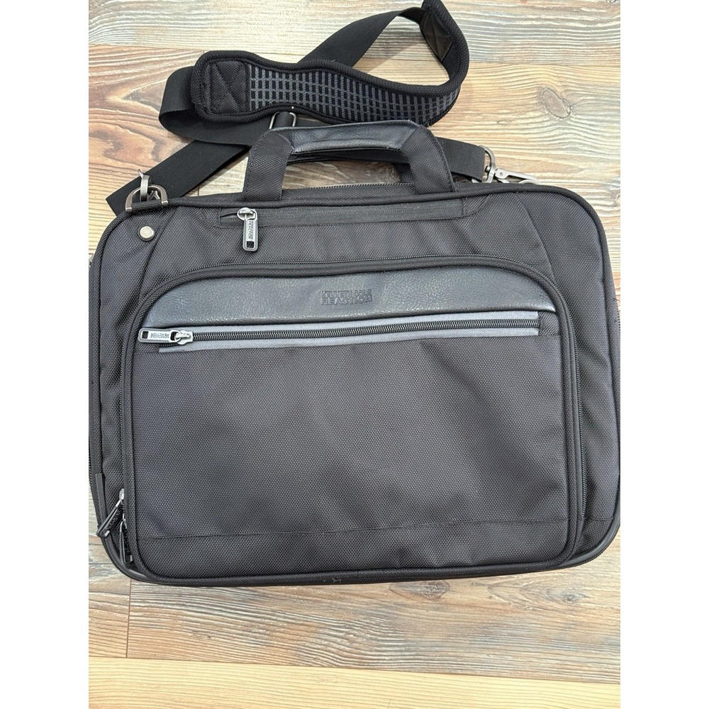 Kenneth Cole Reaction Polyester Dual Compartment 17" Laptop Bag used